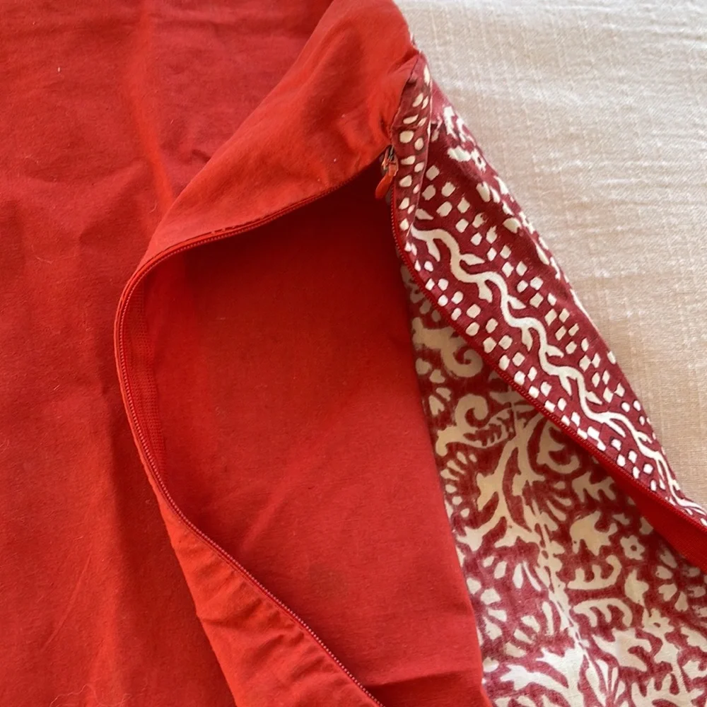 Handmade 100% Cotton red & white Pillow Cover